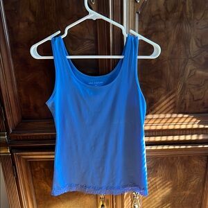 Ann Taylor Fitted Blue Sleeveless Tank Top